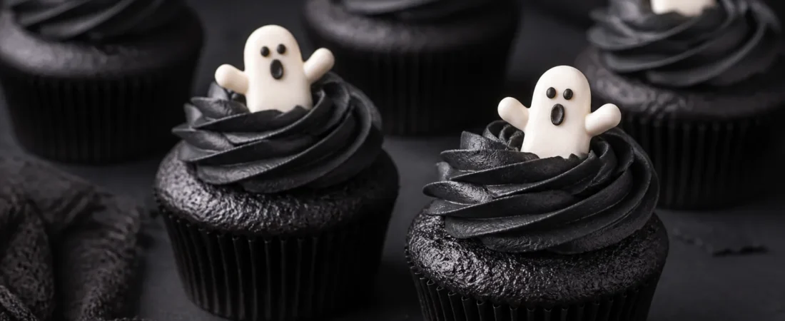 Black Velvet Halloween Cupcakes – Dark, Moist, and Perfectly Spooky